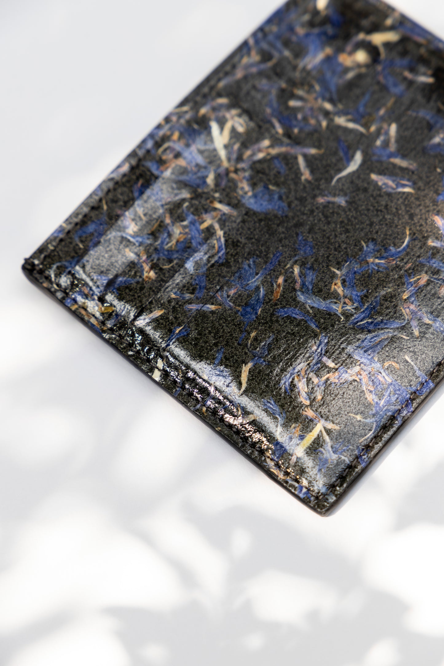 Cardholder – Small Size - Essence of flowers
